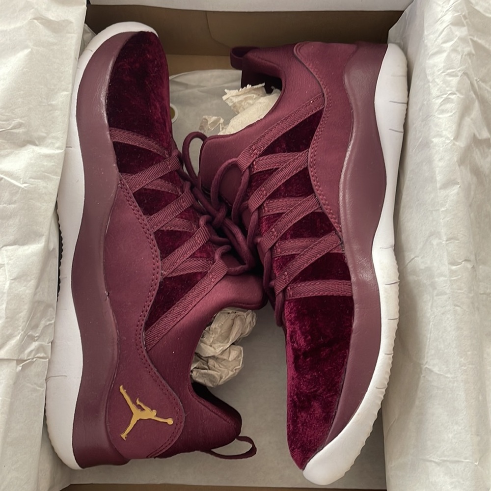 Jordan Deca Fly Prem HC GG